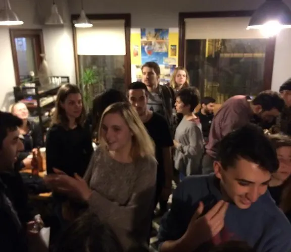 哈普旅舍 旅馆 *