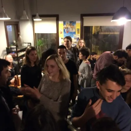 The Hub אכסניה *